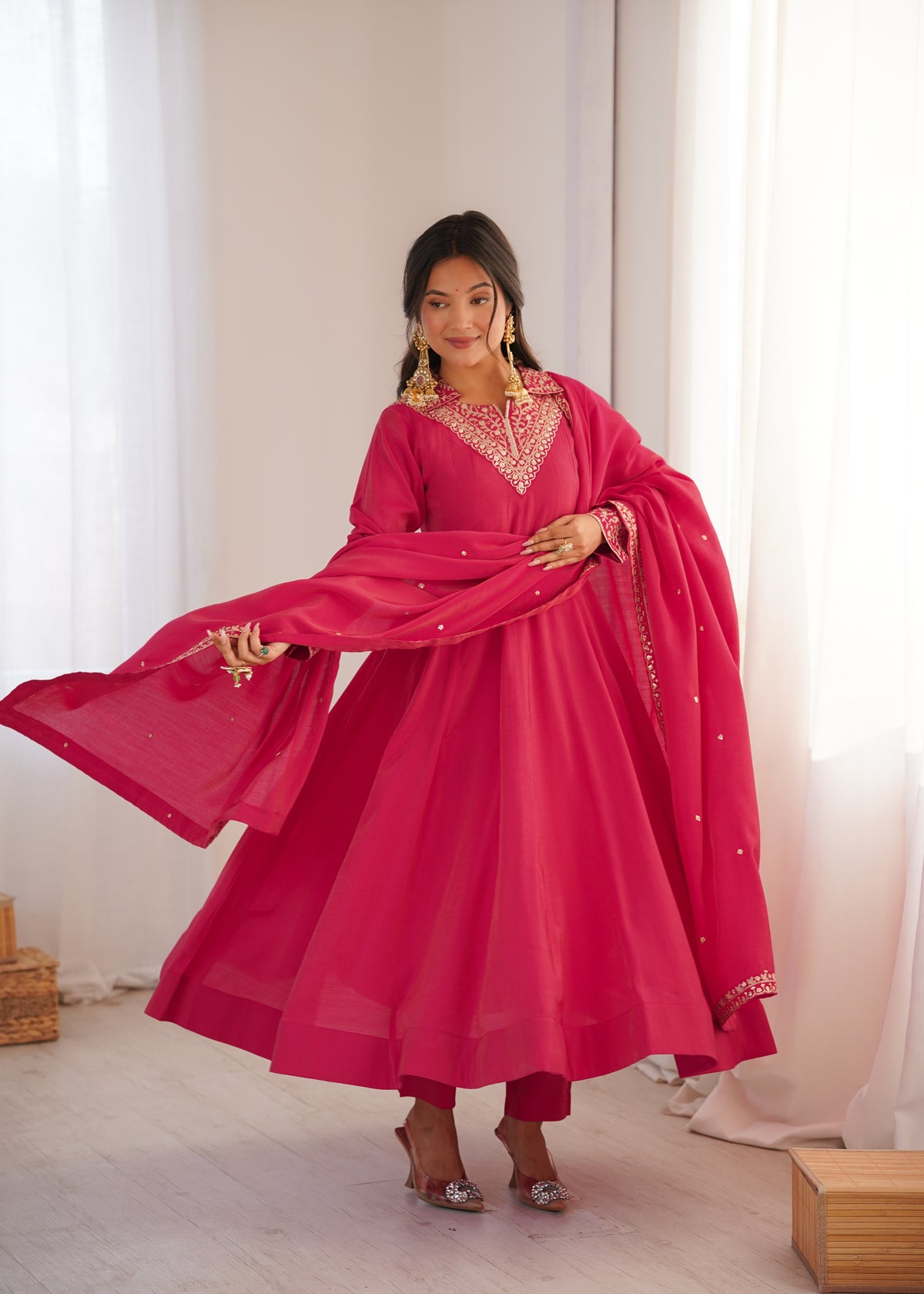 HIGH PREMIUM QUALITY PURE ROMAN SHIMMER SILK FABRIC FULLY FLARE ANARKALI, WITH DUPPTA SET, PENT READY TO WEAR