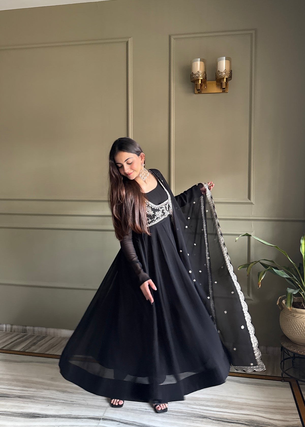 HIGH PREMIUM QUALITY PURE FOX GEORGETTE FABRIC FULLY FLARE ANARKALI WITH KOTI,DUPATTA SET,PENT READY TO WEAR